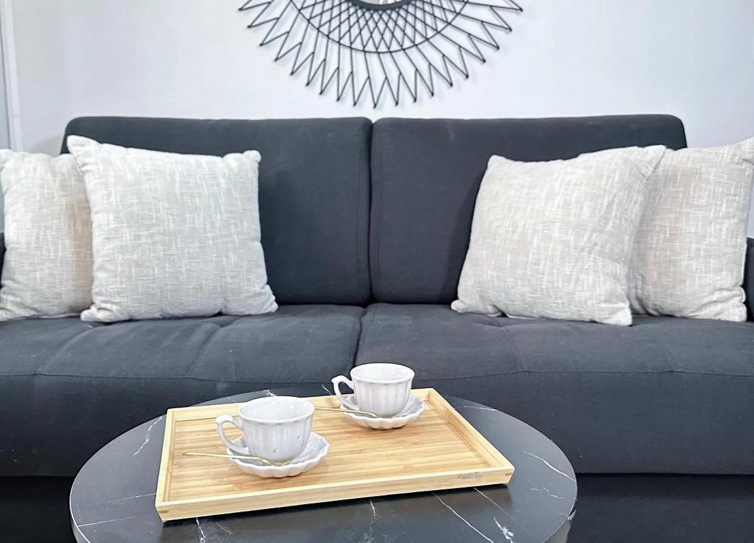 Stylish Duplex In Front Of Buttes-Chaumont Apartment Paris