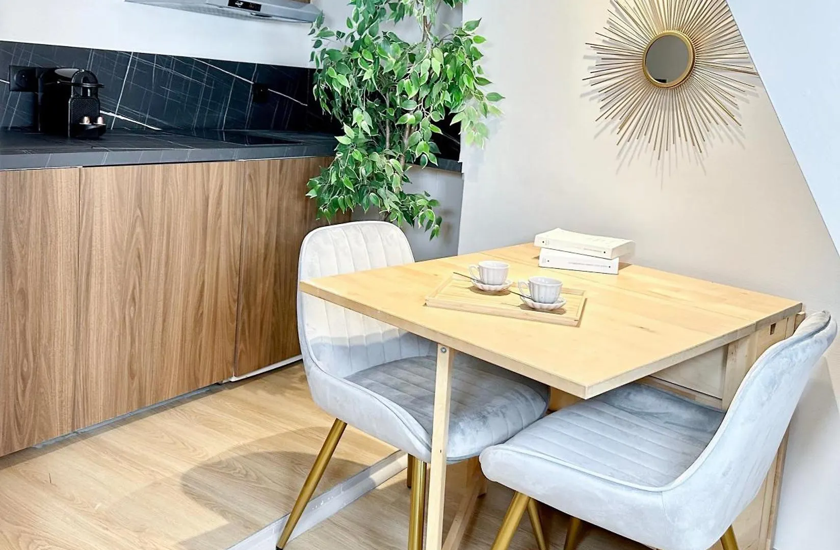 Stylish Duplex In Front Of Buttes-Chaumont Apartment Paris 0*,
